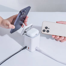 画像をギャラリービューアに読み込む, Mag 4 - GaN搭載 30W 4 in 1充電器 + PeAk II USB-C to Lightning Cable C120B メタリカルメッシュケーブル(1.2M)