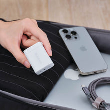 画像をギャラリービューアに読み込む, OMNIA X45C 45W 窒化ガリウム GaN 2ポートミニ急速充電器+PeAk II USB-C to Lightning Cable C120B メタリカルメッシュケーブル