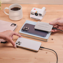 画像をギャラリービューアに読み込む, GRAVITY CS10 スタンド式MagSafe対応充電モバイルバッテリー(10000mAh)