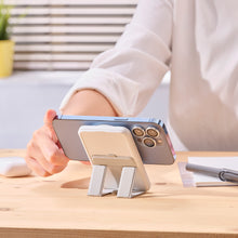 画像をギャラリービューアに読み込む, GRAVITY CS10 スタンド式MagSafe対応充電モバイルバッテリー(10000mAh)