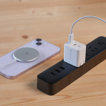 画像をギャラリービューアに読み込む, 【新製品登場】OMNIA X35C - 35W 窒化ガリウム GaN スマートシャント極小型2ポート急速充電器 + PeAk II USB-C to Lightning Cable C300B メタリカルメッシュケーブル(3M)