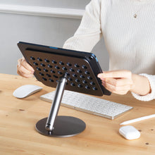 画像をギャラリービューアに読み込む, 【新製品登場】Pad 360 - アルミ合金製　回転・折り畳み式タブレットスタンド ＋ OMNIA A1 Apple Watchマグネット吸着ワイヤレス充電器
